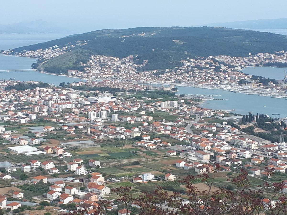 Apartment Luka Trogir Ruang foto