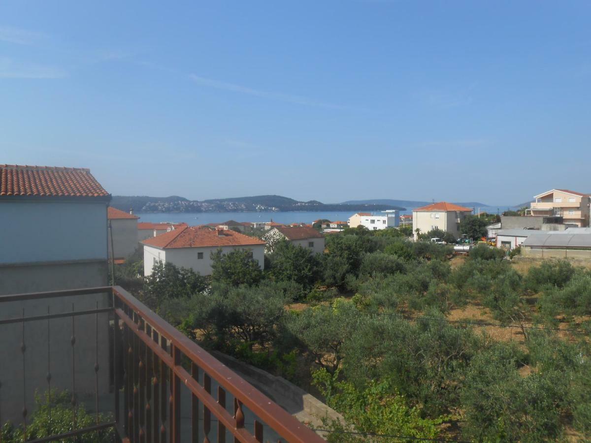 Apartment Luka Trogir Bagian luar foto