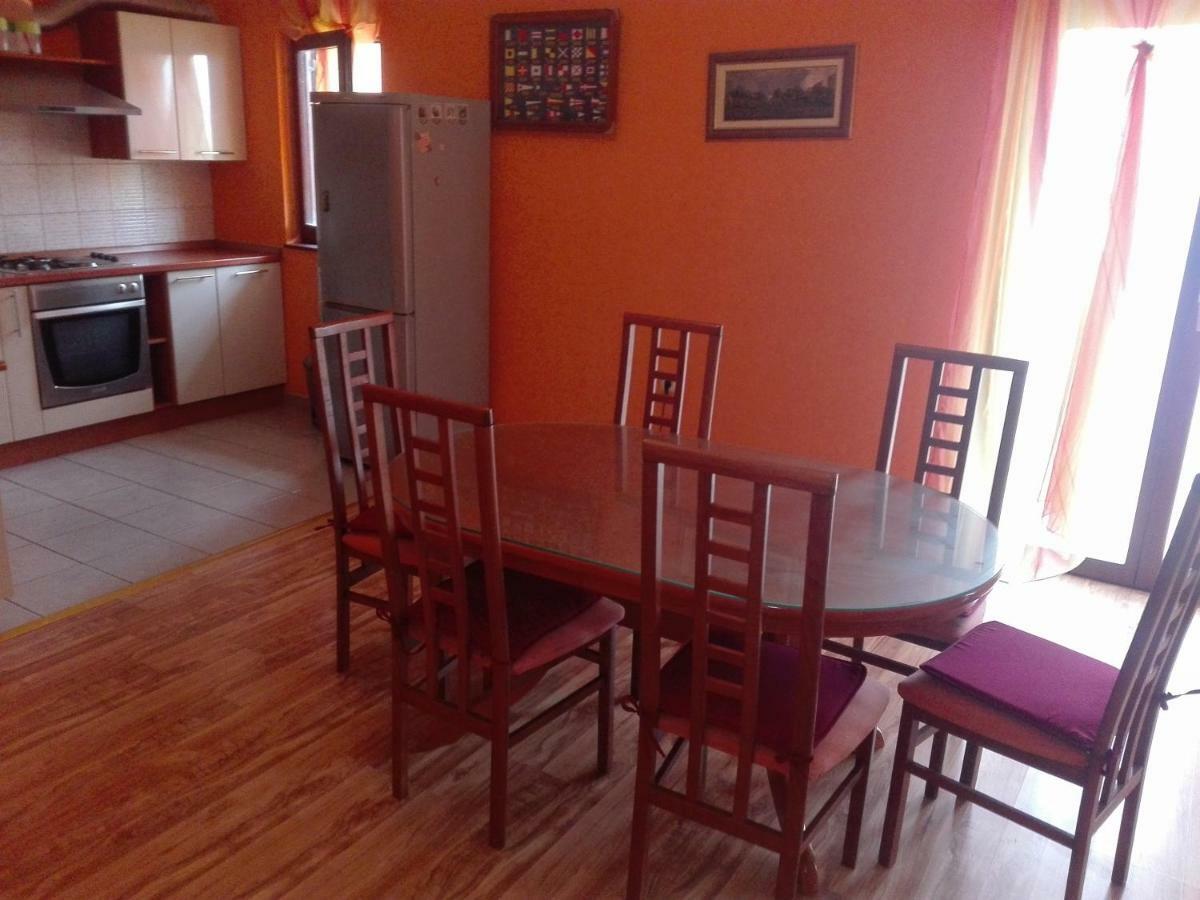 Apartment Luka Trogir Bagian luar foto